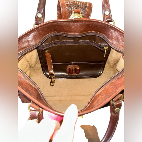 Brahmin Vintage brown leather satchel basket-woven texture. Crafted in the USA - Picture 3 of 4